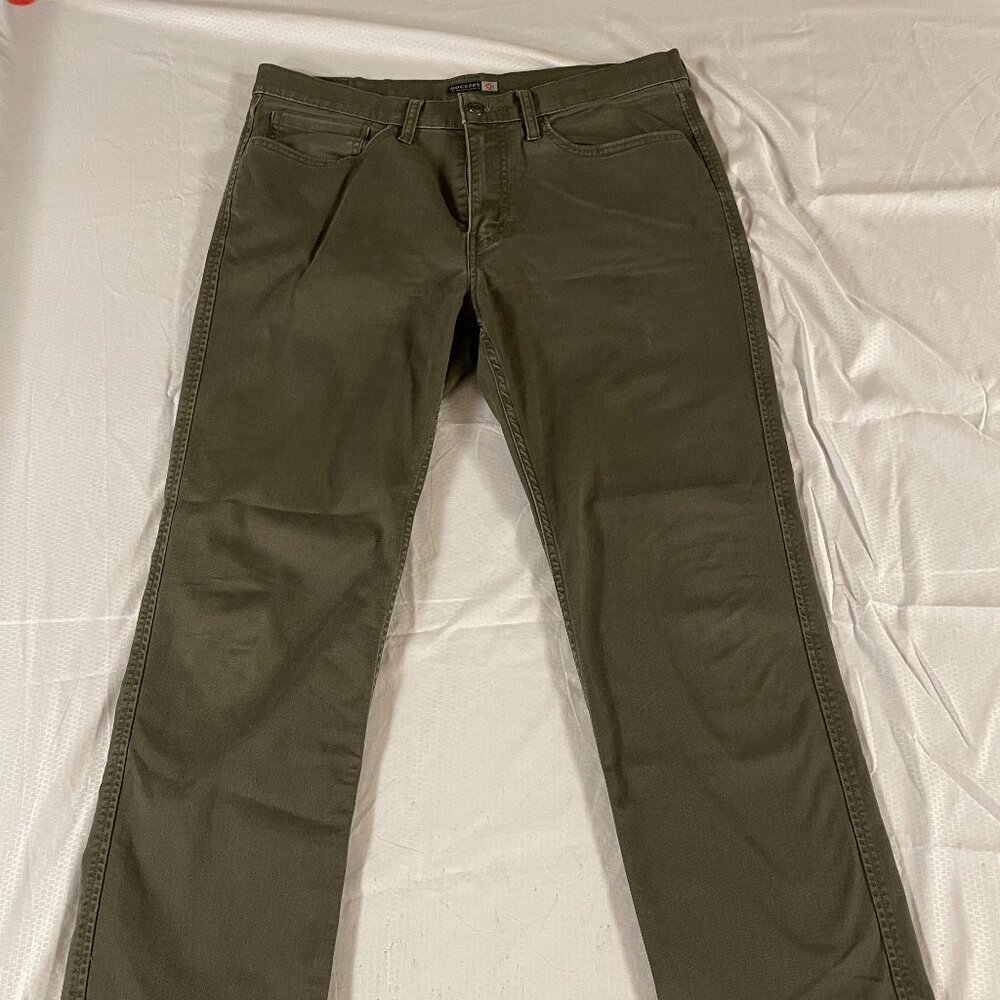 Straight Fit Dockers Chinos